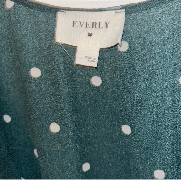 EVERLY Green Polka Dot Dress, Size Large - Picture 4 of 5